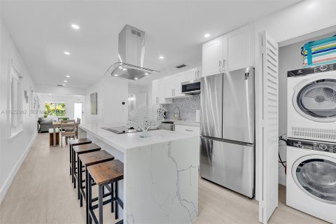 Купить виллу или дом в Форт-Лодердейл, Флорида 4 спальни, 117.24м2, № 1976582 - фото 29