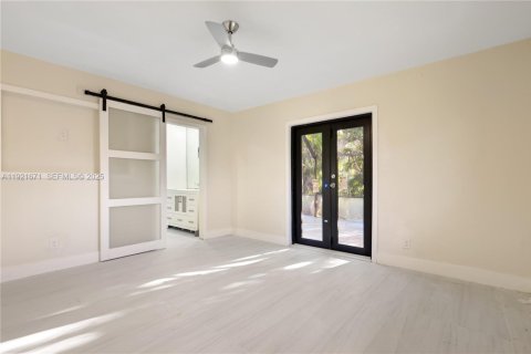 Купить виллу или дом в Пемброк-Пайнс, Флорида 3 спальни, 145.39м2, № 1991112 - фото 21