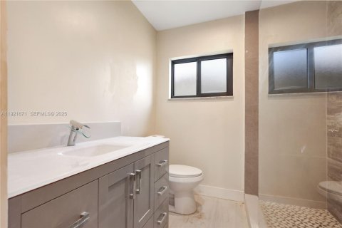 Купить виллу или дом в Пемброк-Пайнс, Флорида 3 спальни, 145.39м2, № 1991112 - фото 25