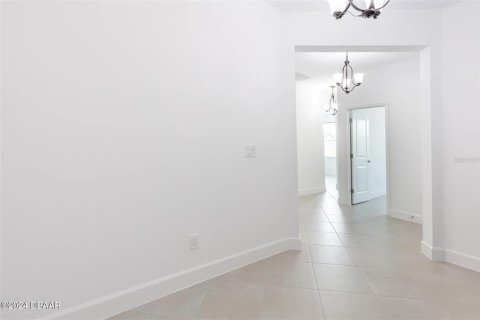 House in Daytona Beach, Florida 2 bedrooms, 128.02 sq.m. № 1801910 - photo 26