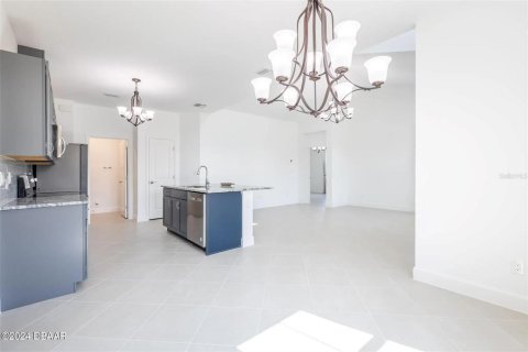 Casa en venta en Daytona Beach, Florida, 2 dormitorios, 128.02 m2 № 1801910 - foto 7