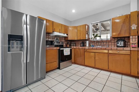 Купить виллу или дом в Хайалиа, Флорида 4 спальни, 182.18м2, № 2049150 - фото 13