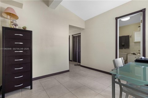 Купить виллу или дом в Хайалиа, Флорида 4 спальни, 182.18м2, № 2049150 - фото 29