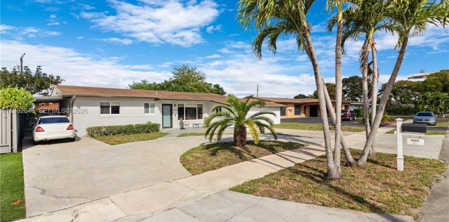 Дом в Хайалиа, Флорида 4 спальни, 182.18м2 № 2049150