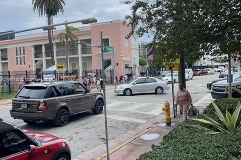 Condominio en venta en Miami Beach, Florida, 44.13 m2 № 1701123 - foto 2