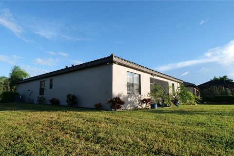 Villa ou maison à louer à Bradenton, Floride: 4 chambres, 207.26 m2 № 2425272 - photo 29