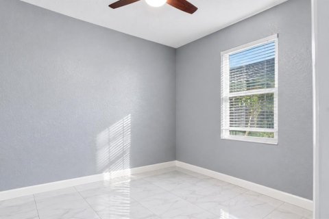 Villa ou maison à louer à Bradenton, Floride: 4 chambres, 207.26 m2 № 2425272 - photo 26
