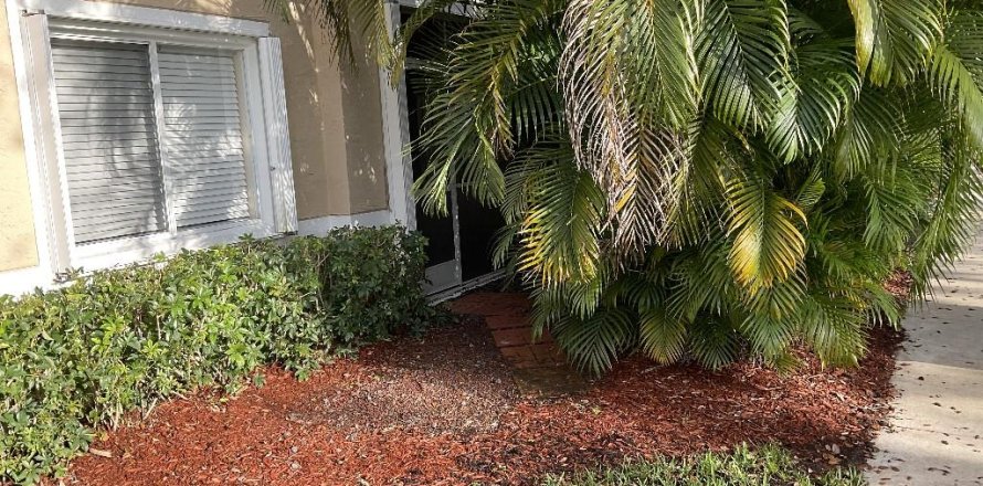 Condo in Tequesta, Florida, 2 bedrooms № 1057890