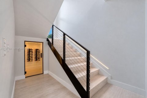 Casa en venta en Hollywood, Florida, 4 dormitorios, 294.41 m2 № 2383109 - foto 20