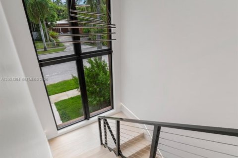 Casa en venta en Hollywood, Florida, 4 dormitorios, 294.41 m2 № 2383109 - foto 21