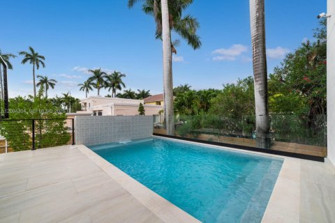 Casa en venta en Hollywood, Florida, 4 dormitorios, 294.41 m2 № 2383109 - foto 18