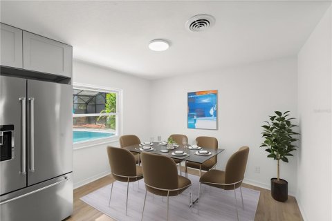 House in Orlando, Florida 5 bedrooms, 210.89 sq.m. № 1880568 - photo 5