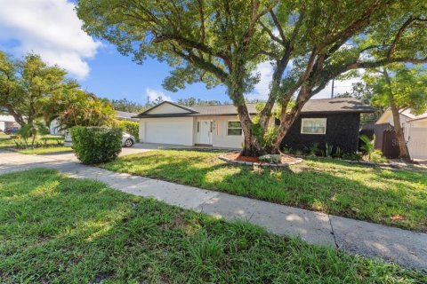 House in Orlando, Florida 5 bedrooms, 210.89 sq.m. № 1880568 - photo 28