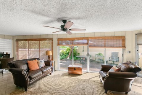 Casa en venta en Clearwater, Florida, 2 dormitorios, 151.8 m2 № 1894153 - foto 10