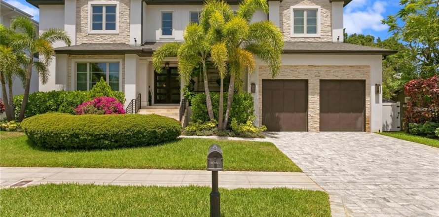 Casa en Tampa, Florida 4 dormitorios, 477.33 m2 № 1773532