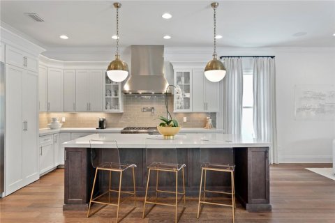 Casa en venta en Tampa, Florida, 4 dormitorios, 477.33 m2 № 1773532 - foto 12