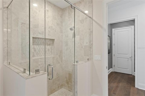 Casa en venta en Tampa, Florida, 4 dormitorios, 477.33 m2 № 1773532 - foto 26