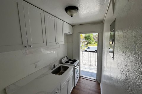 Apartamento en alquiler en Miami, Florida, 1 dormitorio, 60.39 m2 № 2078207 - foto 3