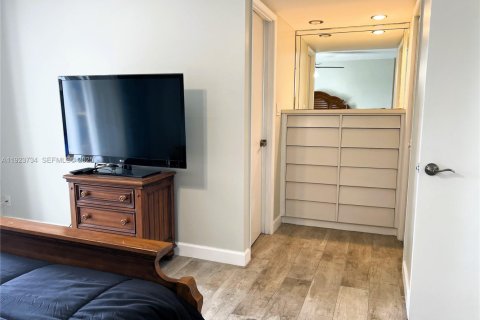 Condominio en venta en Hollywood, Florida, 2 dormitorios, 92.16 m2 № 1983051 - foto 16