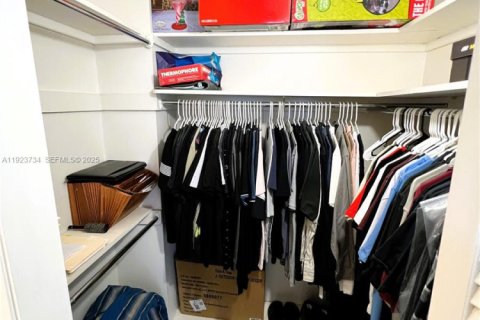 Condominio en venta en Hollywood, Florida, 2 dormitorios, 92.16 m2 № 1983051 - foto 18