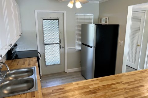 Condominio en venta en Hollywood, Florida, 2 dormitorios, 92.16 m2 № 1983051 - foto 9