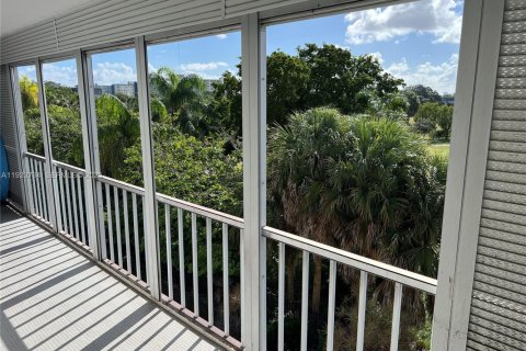 Condominio en venta en Hollywood, Florida, 2 dormitorios, 92.16 m2 № 1983051 - foto 11