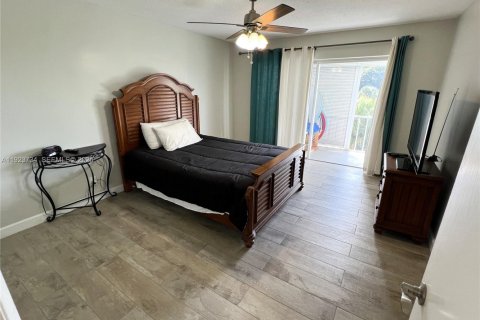 Condominio en venta en Hollywood, Florida, 2 dormitorios, 92.16 m2 № 1983051 - foto 14