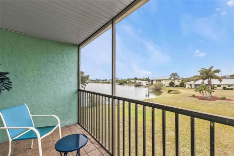 Condominio en alquiler en Punta Gorda, Florida, 2 dormitorios, 82.31 m2 № 1822577 - foto 22