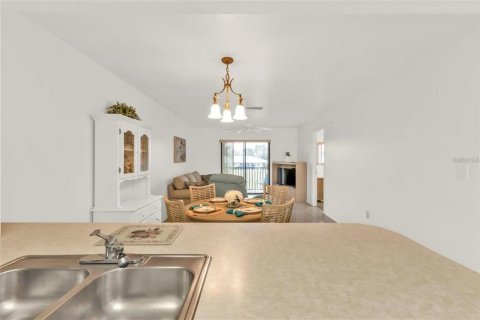 Condominio en alquiler en Punta Gorda, Florida, 2 dormitorios, 82.31 m2 № 1822577 - foto 9