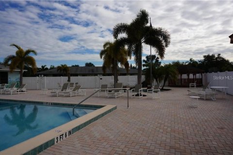Condominio en alquiler en Punta Gorda, Florida, 2 dormitorios, 82.31 m2 № 1822577 - foto 26