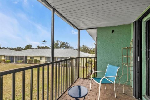 Condominio en alquiler en Punta Gorda, Florida, 2 dormitorios, 82.31 m2 № 1822577 - foto 23