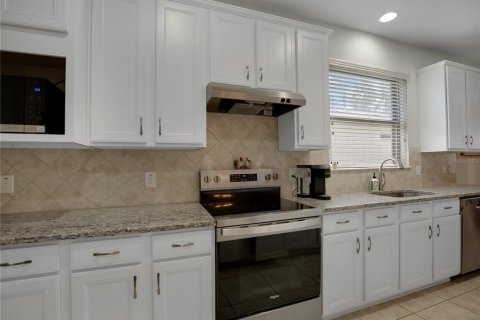 Villa ou maison à vendre à Ocala, Floride: 2 chambres, 199.46 m2 № 2426871 - photo 12