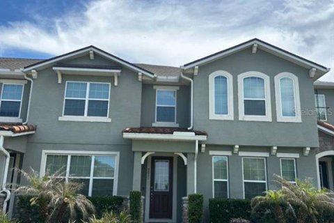 Adosado en Windermere, Florida 3 dormitorios, 143.72 m2 № 2103381