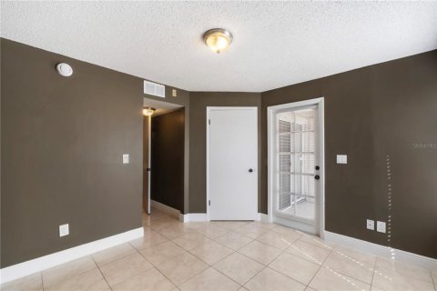 Condo in Orlando, Florida, 1 bedroom  № 2100473 - photo 7