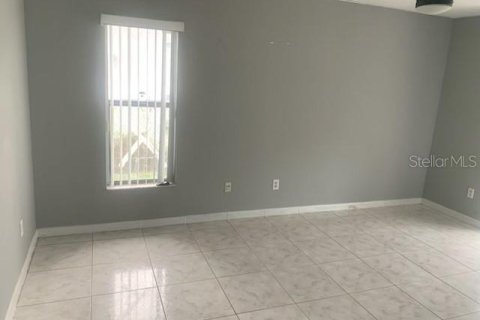 Casa en alquiler en Orlando, Florida, 3 dormitorios, 154.4 m2 № 1904918 - foto 6