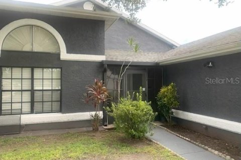 Casa en alquiler en Orlando, Florida, 3 dormitorios, 154.4 m2 № 1904918 - foto 1