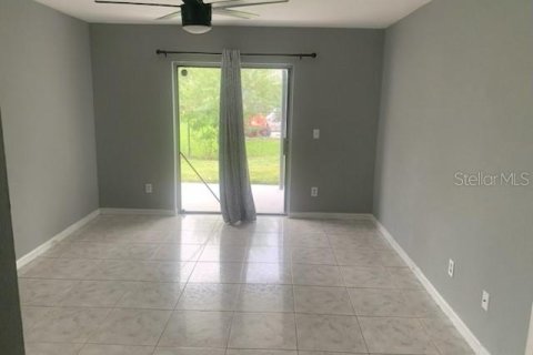 Casa en alquiler en Orlando, Florida, 3 dormitorios, 154.4 m2 № 1904918 - foto 3