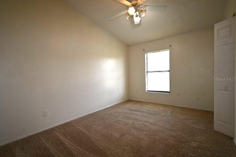 House in Dade City, Florida 5 bedrooms, 221.01 sq.m. № 1308615 - photo 27