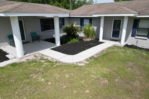 House in Dade City, Florida 5 bedrooms, 221.01 sq.m. № 1308615 - photo 2