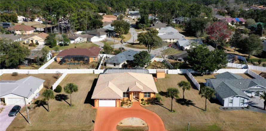 Villa ou maison à Palm Coast, Floride 3 chambres, 233.18 m2 № 2151732