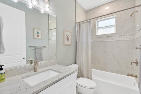 Casa en venta en Saint Petersburg, Florida, 3 dormitorios, 174.66 m2 № 1593078 - foto 18