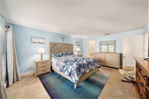 Condominio en alquiler en Belleair Bluffs, Florida, 2 dormitorios, 120.77 m2 № 1866832 - foto 10