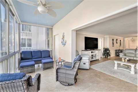 Condominio en alquiler en Belleair Bluffs, Florida, 2 dormitorios, 120.77 m2 № 1866832 - foto 4