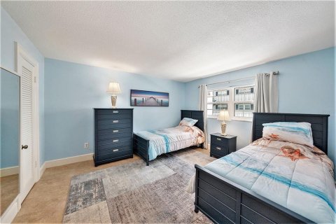 Condominio en alquiler en Belleair Bluffs, Florida, 2 dormitorios, 120.77 m2 № 1866832 - foto 12