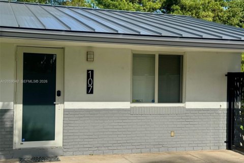 Villa ou maison à louer à Wilton Manors, Floride: 3 chambres, 123.1 m2 № 2264143 - photo 30