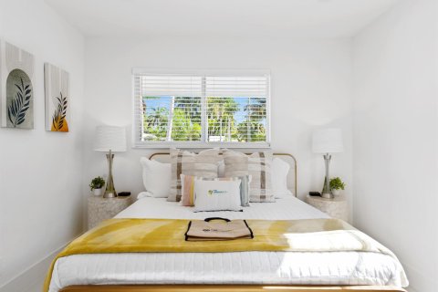 House in Fort Lauderdale, Florida 3 bedrooms, 147.62 sq.m. № 2365337 - photo 18