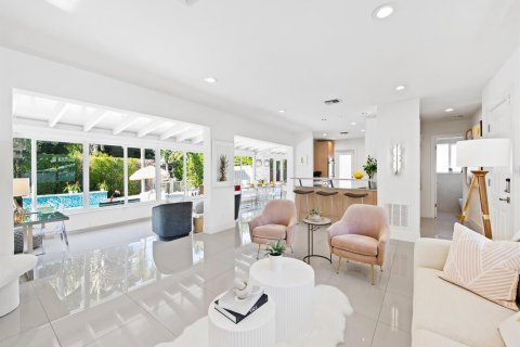 House in Fort Lauderdale, Florida 3 bedrooms, 147.62 sq.m. № 2365337 - photo 5