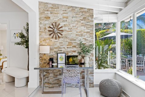 House in Fort Lauderdale, Florida 3 bedrooms, 147.62 sq.m. № 2365337 - photo 13