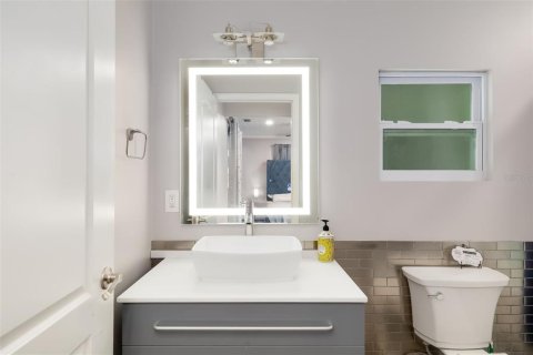 Casa en venta en Sarasota, Florida, 3 dormitorios, 120.77 m2 № 2387732 - foto 15