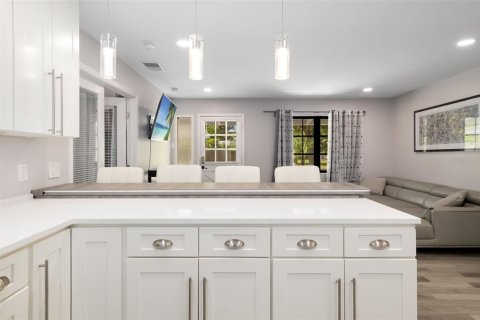 Casa en venta en Sarasota, Florida, 3 dormitorios, 120.77 m2 № 2387732 - foto 12